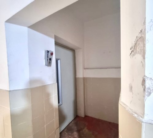 Ambient Biznesi 2 kate me ndarje ne disa ambiente - (📍 Rr. Mihal Grameno - ish KMY) ,  Perballe njesise bashkiake nr. 2 -- CMIMI:1,650,000 Euro