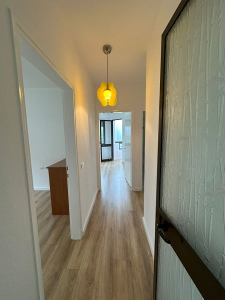 Tirane, shitet apartament 2+1 Kati 5, 81 m² 165.000 € (fusha aviacionit)