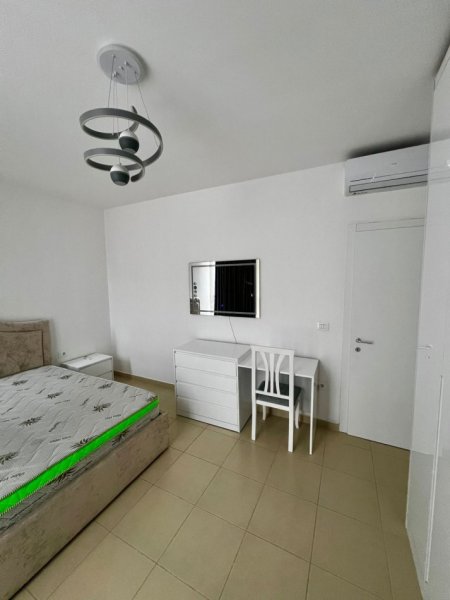 Tirane, jepet me qera apartament 2+1 Kati 1, 92 m² 650 € (bulevardi ri)