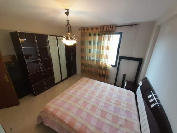Tirane, jepet me qera apartament 3+1+BLK Kati 6, 115 m² 650 Euro (21 Dhjetori)