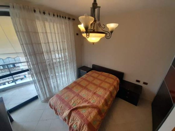 Tirane, jepet me qera apartament 3+1+BLK Kati 6, 115 m² 650 Euro (21 Dhjetori)