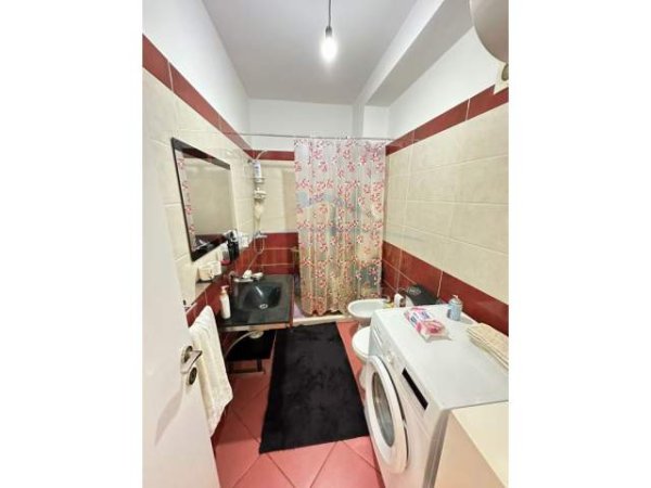 Tirane, shitet apartament 1+1 Kati 4, 68 m² 107.000 Euro