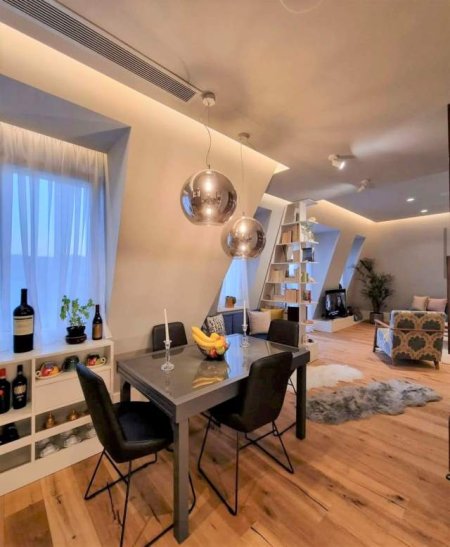 Tirane, shes apartament 2+1 137 m² Euro (TEG, ne Rezidencen)