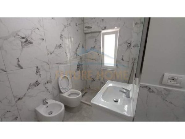 Tirane, shitet apartament 2+1 Kati 1, 80 m² 115.000 Euro