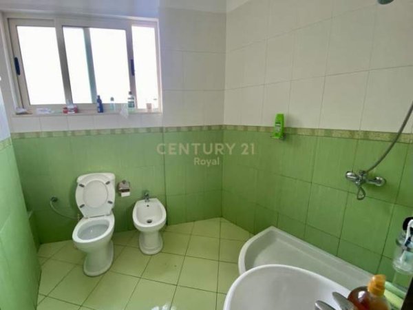 Tirane, jepet me qera apartament 1+1+BLK Kati 6, 65 m² 320 Euro (Bulevardi Migjeni)