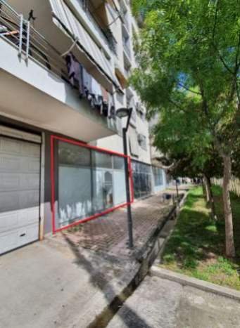 Tirane, shes dyqan Kati 0, 53 m² 85.700 Euro (Rruga Don Bosko Tirane)