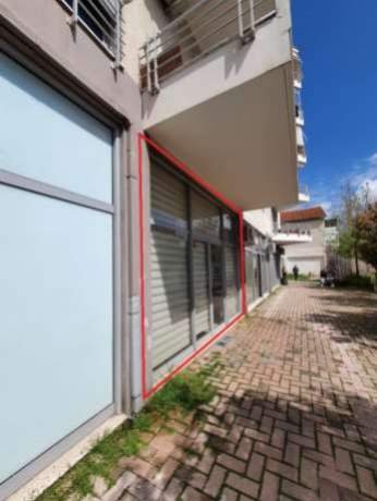 Tirane, shes dyqan Kati 0, 80.000 Euro (Rruga Don Bosko Tirane)