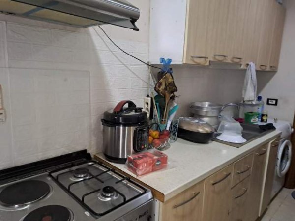 Tirane, jepet me qera 1+1 Kati 1, 25.000 Leke (Njazi Demi)