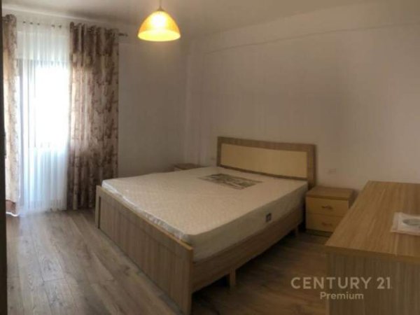 Tirane, jepet me qera apartament 2+1+BLK Kati 3, 90 m² 500 Euro (Kopshti Botanik)