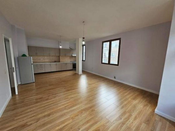 Tirane, shes apartament 3+1+BLK Kati 2, 119 m² 135.000 Euro (Varri Bamit)