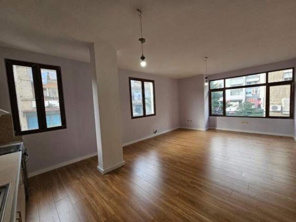 Tirane, shes apartament 3+1+BLK Kati 2, 119 m² 135.000 Euro (Varri Bamit)