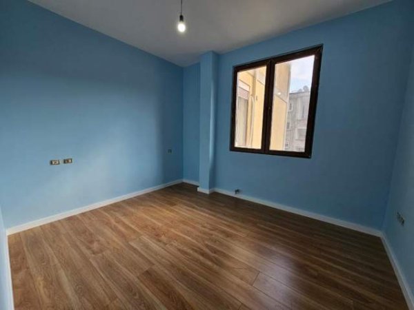 Tirane, shes apartament 3+1+BLK Kati 2, 119 m² 135.000 Euro (Varri Bamit)