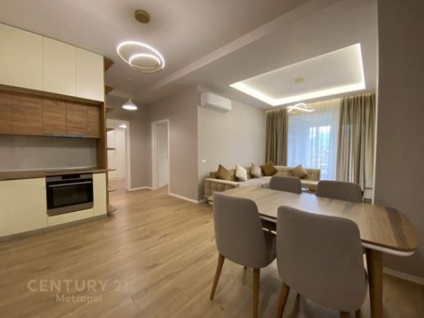 Tirane, jepet me qera apartament 2+1+BLK Kati 5, 105 m² 600 Euro (Siri Kodra)