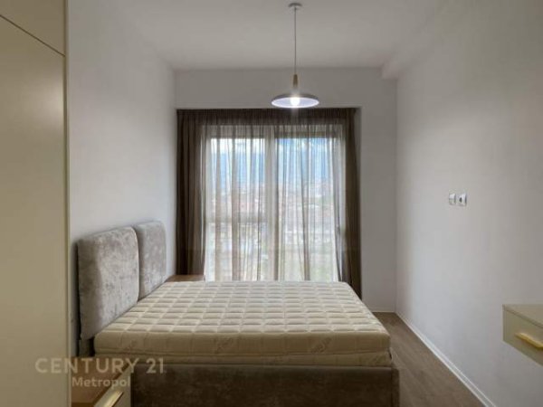 Tirane, jepet me qera apartament 2+1+BLK Kati 5, 105 m² 600 Euro (Siri Kodra)
