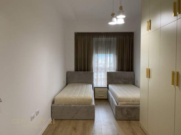 Tirane, jepet me qera apartament 2+1+BLK Kati 5, 105 m² 600 Euro (Siri Kodra)