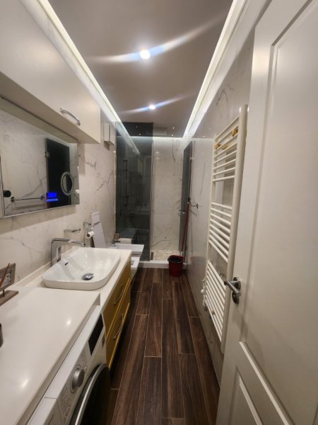 Tirane, jepet me qera apartament 2+1 , 800 € (Kodra e Diellit)