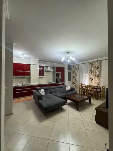 Tirane, jepet me qera apartament 2+1 Kati 3, 94 m² 600 € (Rruga Rrapo Hekali)