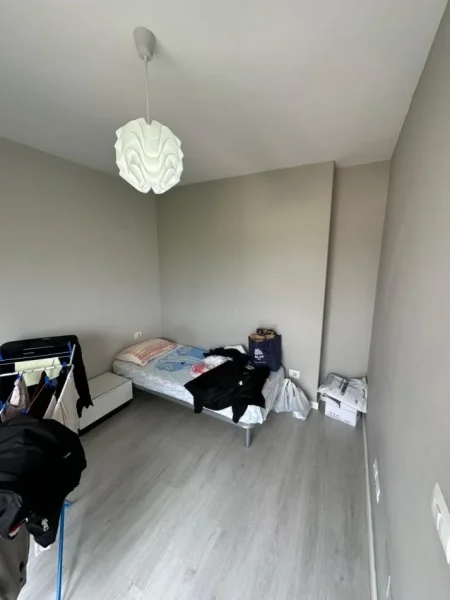 Tirane, shitet apartament 2+1+Ballkon Kati 7, 92 m² 160.000 € (Unaza e Re)