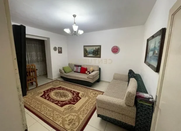 Tirane, jepet me qera apartament 2+1 Kati 3, 75 m² 