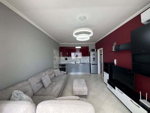 Tirane, jepet me qera apartament 2+1+Aneks+Ballkon Kati 2, 85 m² 650 € (RRUGA ARKITEKT SINANI)