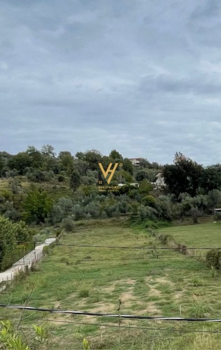 Tirane, shitet truall , 16.000 m² 3.200.000 € (TEG)