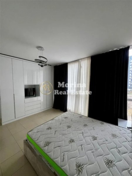 Tirane, jepet me qera apartament 2+1 Kati 1, 90 m² 650 € (Stacioni i Trenit, Rezidenca Avid)