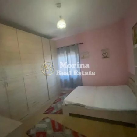 Tirane, jepet me qera apartament 1+1 Kati 3, 60 m² 300 € (Jordan Misja)