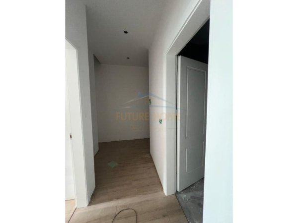 Tirane, shes apartament 1+1+Ballkon Kati 9, 78 m² 210.500 € (SQUARE 21)