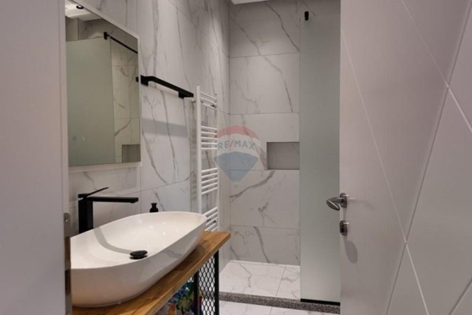 Tirane, jepet me qera Vile 2 Katshe , 191 m² 900 € (Rruga Dalip Topi)  ID: 530581008-17