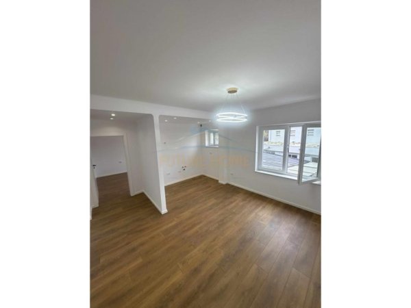 Tirane, shitet apartament 1+1 Kati 3, 45 m² 104.000 € (Selitë)