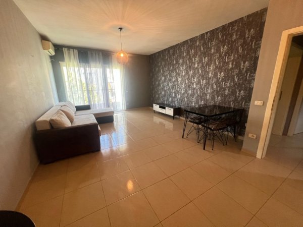 Tirane, shes apartament 2+1 Kati 3, 105 m² 230.000 € (Rruga hamdi garunja)