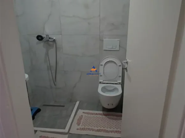 Tirane, shitet apartament 2+1+Ballkon Kati 3, 99 m² 170.000 € (⁠ALI DEM, KOMPLEKSI MANGALEMI)