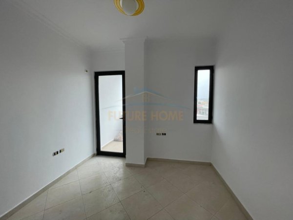 Tirane, shitet apartament 2+1+Ballkon Kati 8, 91 m² 130.000 € (Unaza e Re)
