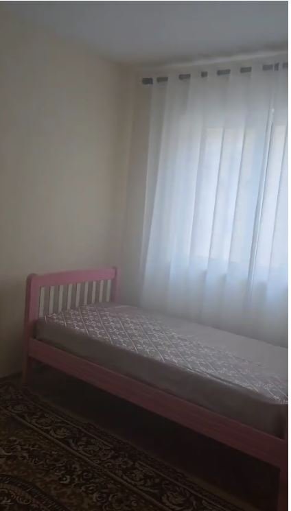 Jepet Apartament 3+1 tek Treni me Qera , ngjitur me Fakultetin e Shkencave, 650 €uro