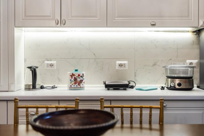 Tirane, jepet me qera apartament Kati 1, 114 m² 900 € (liqeni i thate)