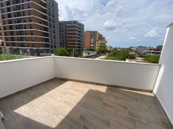 Tirane, shes apartament 1+1 Kati 2, 67 m² 126.000 € (Rruga kashar)