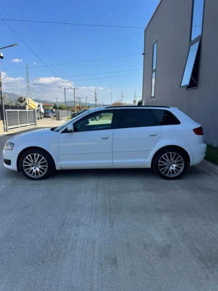 Tirane/Elbasan, Shitet Audi A3 Nafte,  6.000 € I diskutueshem