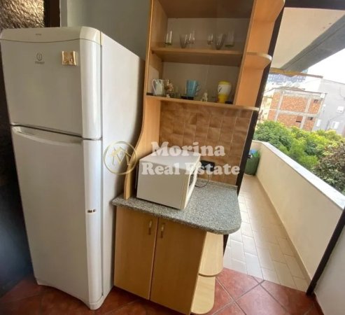 Tirane, jepet me qera apartament 2+1 Kati 4, 84 m² 550 € (Rruga Bardhok Biba, Qender)