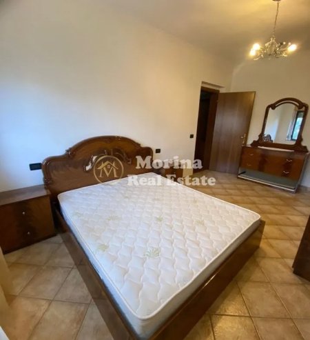 Tirane, jepet me qera apartament 2+1 Kati 4, 84 m² 550 € (Rruga Bardhok Biba, Qender)