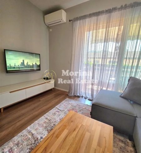 Tirane, jepet me qera apartament 1+1 Kati 3, 60 m² 600 € (Liqeni i Thate, Hotel Radisson)