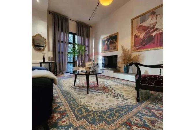 Tirane, jepet me qera apartament 2+1+Ballkon , 100 m² 730 € (Kodra e Diellit)