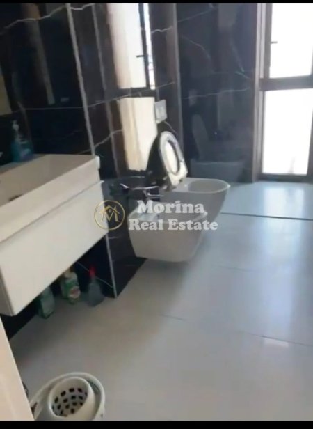 Tirane, jepet me qera apartament 2+1 Kati 8, 90 m² 800 € (Don Bosko)