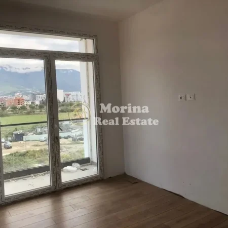 Tirane, shitet apartament 1+1+Ballkon Kati 4, 60 m² 132.000 € (Bulevardi i Ri)