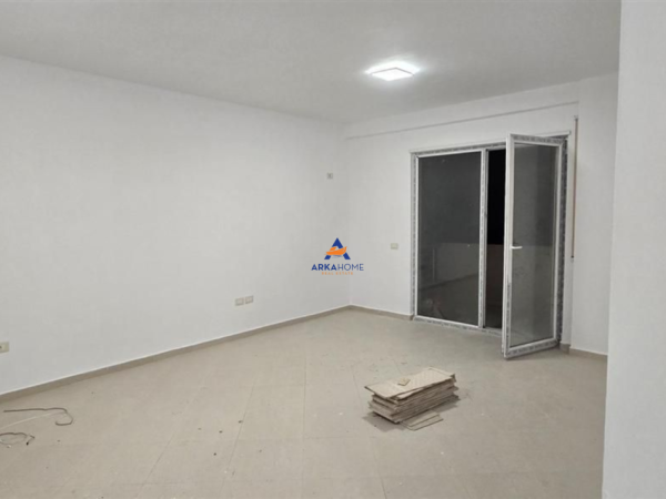 Tirane, shitet apartament 1+1+Ballkon Kati 3, 67 m² 75.800 € (RRUGA RAMAZAN GAXHERI)