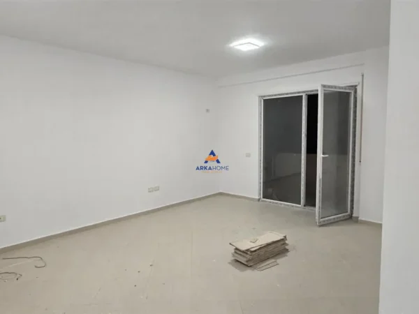 Tirane, shitet apartament 1+1+Ballkon Kati 3, 67 m² 75.800 € (RRUGA RAMAZAN GAXHERI)
