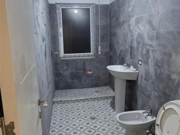 Tirane, shitet apartament 1+1+Ballkon Kati 3, 67 m² 75.800 € (RRUGA RAMAZAN GAXHERI)