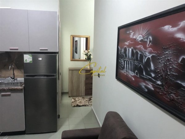 Tirane, jepet me qera apartament 1+1 Kati 2, 40 m² 500 € (PAZARI I RI)