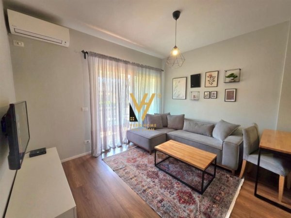 Tirane, jepet me qera apartament 1+1+Ballkon Kati 3, 75 m² 600 € (LIQENI I THATE)