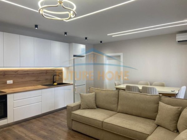 Durres, shitet apartament 1+1 Kati 4, 145.000 € 
