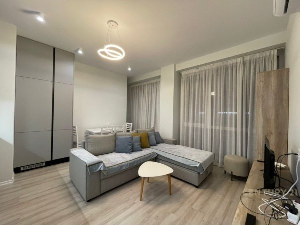 Tirane, jepet me qera apartament 1+1 Kati 10, 50 m² 700 € (Shkolla e Kuqe)